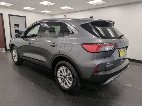 Certified 2022 Ford Escape SE image 6