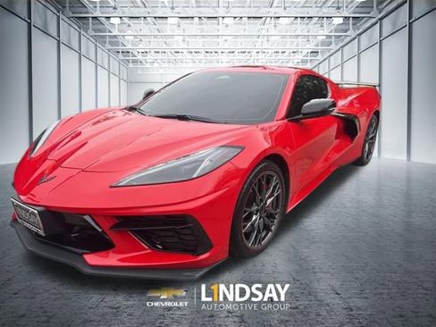Used 2025 Chevrolet Corvette Stingray Preferred Cpe w/ Z51 Performance Package image 2