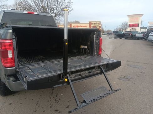Used 2023 Ford F150 XLT w/ Equipment Group 302A High image 22