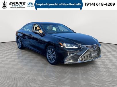 Used 2021 Lexus ES 300h w/ Premium Package