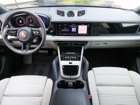 Certified 2026 Porsche Cayenne Coupe AWD/4WD image 33