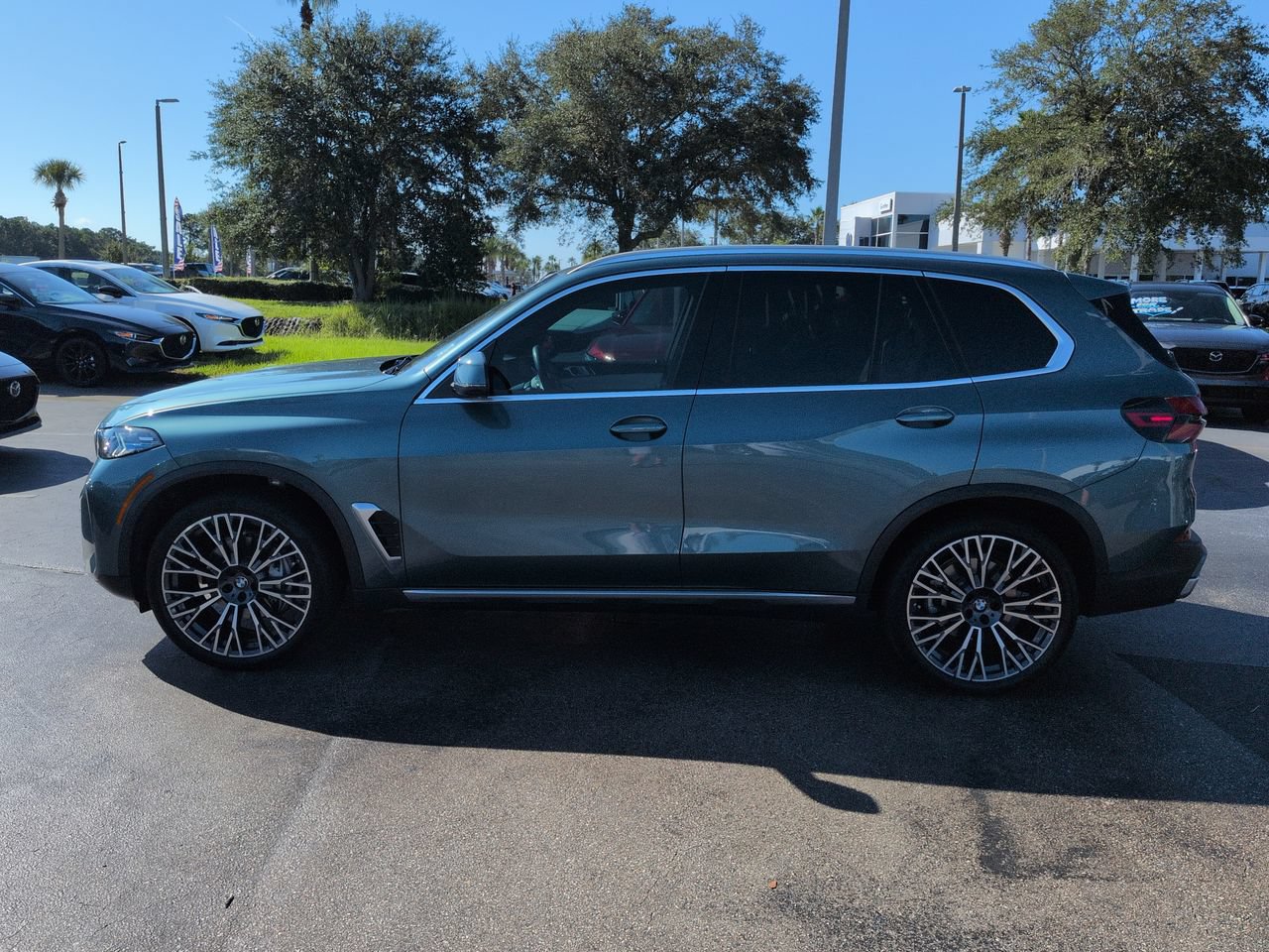 Used 2026 BMW X5 xDrive40i AWD/4WD image 7