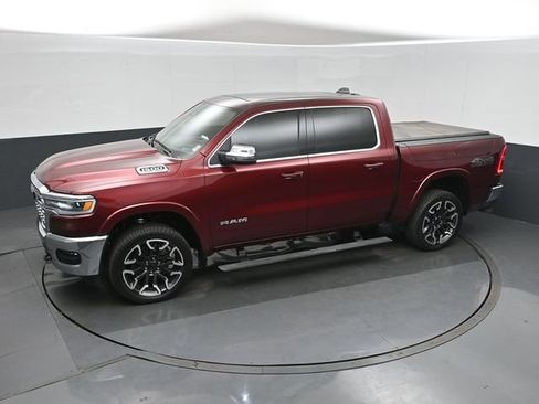 Used 2025 RAM 1500 Limited AWD/4WD image 36