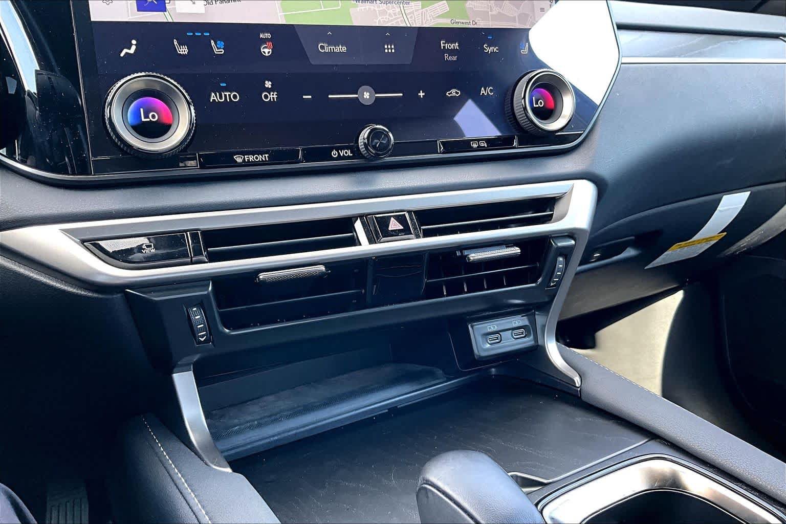 Used 2025 Lexus RX 350 Premium w/ Accessory Package (Z1) FWD image 35