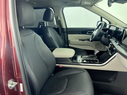 Certified 2024 Kia Carnival SX Prestige FWD image 28