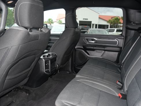 Used 2021 RAM 1500 Big Horn AWD/4WD image 14