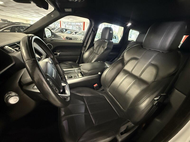 Used 2017 Land Rover Range Rover Sport HSE AWD/4WD image 14