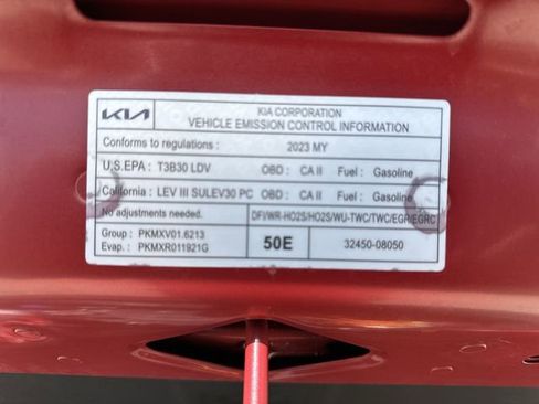 Used 2023 Kia Niro EX FWD image 32
