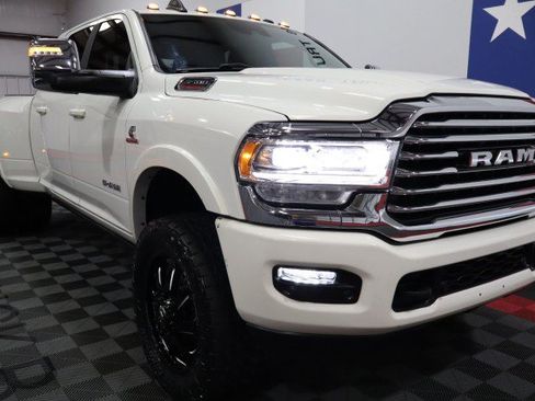 Used 2023 RAM 3500 Limited AWD/4WD image 23