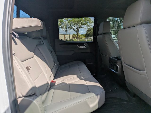Used 2025 GMC Sierra 1500 SLT w/ SLT Premium Plus Package AWD/4WD image 40