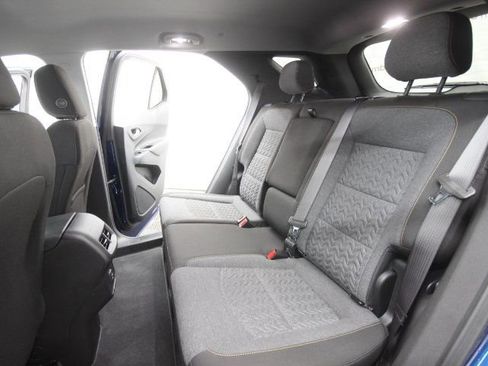 Used 2022 Chevrolet Equinox LT image 18