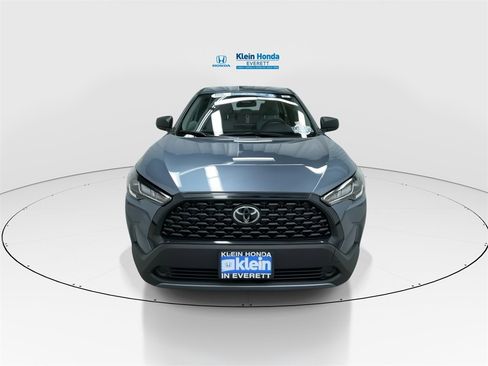 Used 2025 Toyota Corolla Cross L image 5