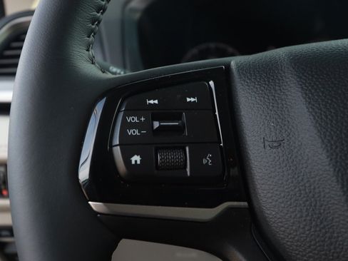 Used 2026 Honda Odyssey EX-L image 10