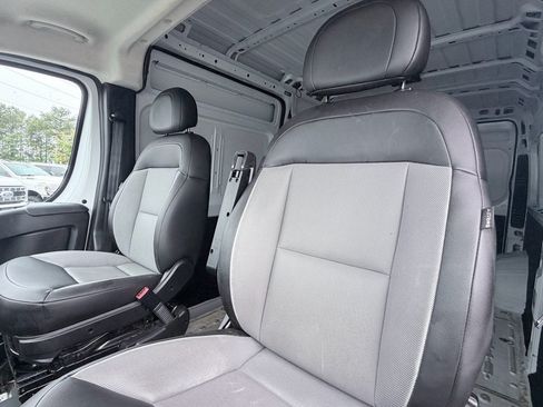 Used 2026 RAM ProMaster 2500 w/ Convenience Group FWD image 26