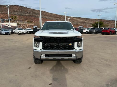 Used 2021 Chevrolet Silverado 3500 LTZ w/ LTZ Convenience Package image 9