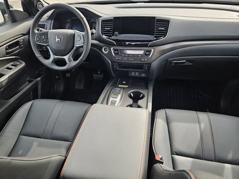 Used 2025 Honda Passport TrailSport image 24