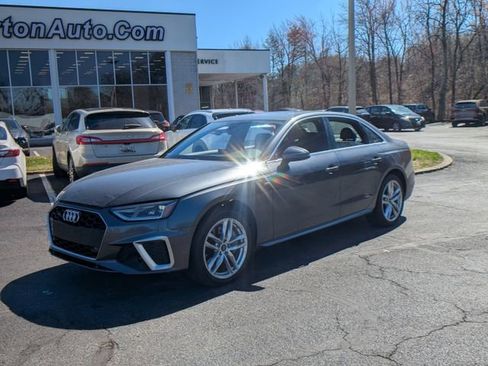 Used 2021 Audi A4 2.0T Premium w/ Convenience Package image 4