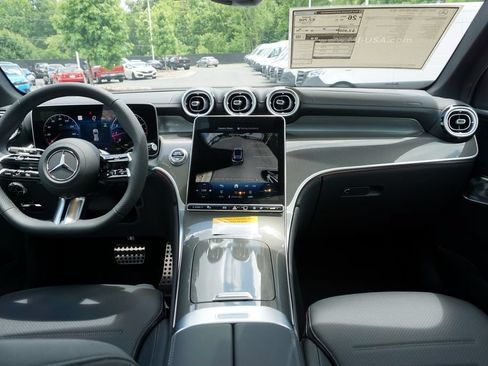 Certified 2025 Mercedes-Benz GLC 300 4MATIC image 48