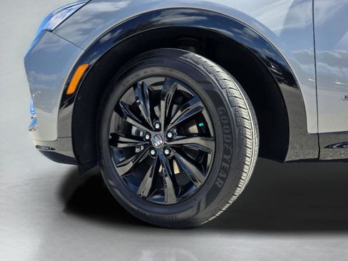 Used 2025 Buick Envista Sport Touring w/ Convenience I Package image 39