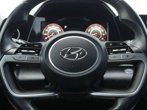 Used 2021 Hyundai Elantra SEL w/ Convenience Package FWD image 12