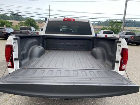 Certified 2022 RAM 1500 Warlock AWD/4WD image 6