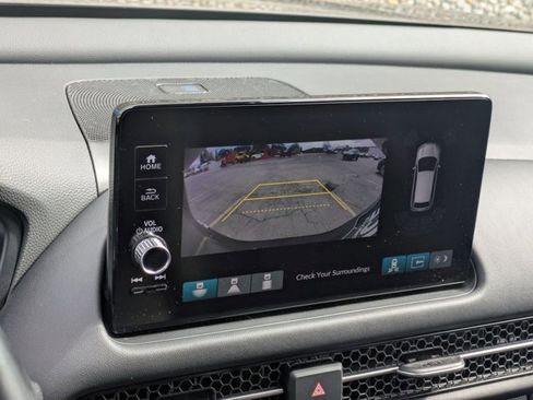 Used 2023 Honda HR-V EX-L image 16