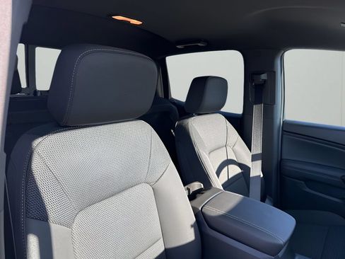 New 2026 GMC Canyon Elevation AWD/4WD image 17