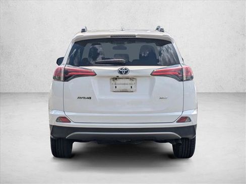 Used 2018 Toyota RAV4 XLE w/ Plus Extra Value Package FWD image 6