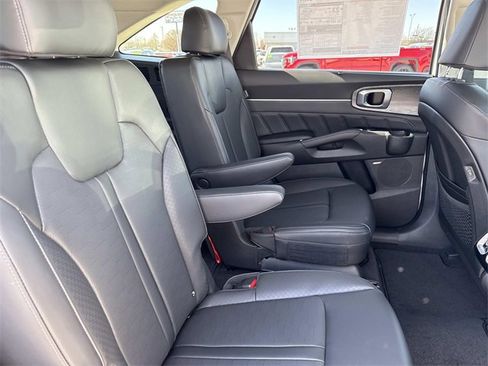 New 2026 Kia Sorento SX image 19