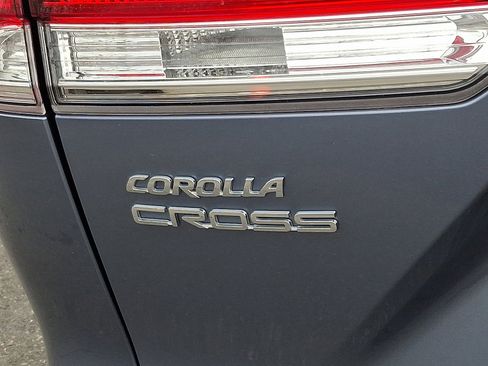 Certified 2023 Toyota Corolla Cross LE image 31
