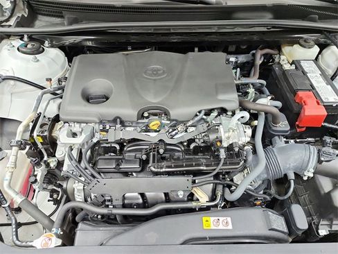 Used 2023 Toyota Camry XSE image 17