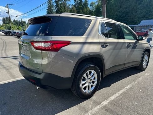 Used 2019 Chevrolet Traverse LT AWD/4WD image 5