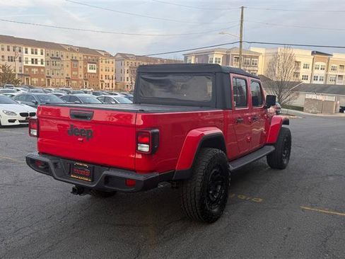 Used 2020 Jeep Gladiator Overland image 29