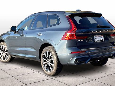 Used 2025 Volvo XC60 B5 Core w/ Protection Package Premier image 15