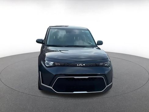 Used 2025 Kia Soul LX w/ LX Technology Package FWD image 4