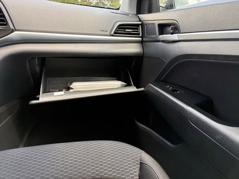 Used 2020 Hyundai Elantra Value Edition w/ Cargo Package (C1) FWD image 38