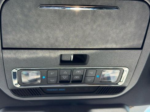 Used 2022 Ford F150 Lariat w/ Equipment Group 502A High image 33