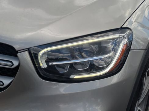 Used 2021 Mercedes-Benz GLC 300 image 9
