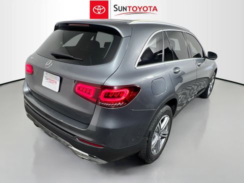 Used 2021 Mercedes-Benz GLC 300 image 4