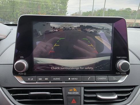 Used 2024 Nissan Altima 2.5 SR image 19