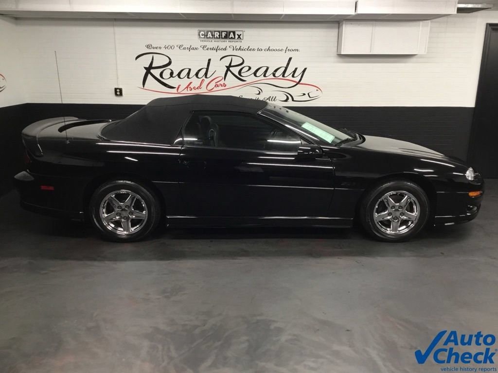 Used 2000 Chevrolet Camaro Z28 w/ Sport Appearance Pkg RWD image 12