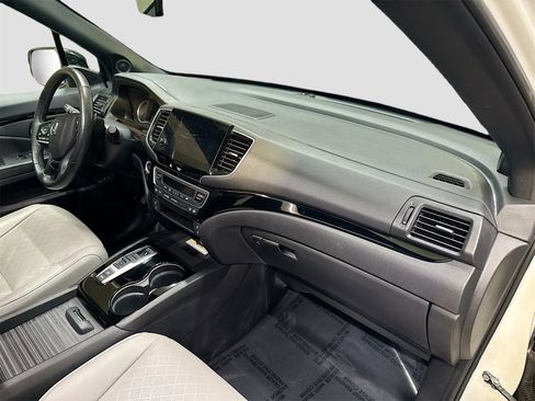 Used 2019 Honda Passport Elite image 29