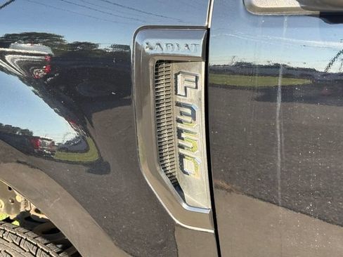Used 2017 Ford F350 Lariat w/ Chrome Package AWD/4WD image 7
