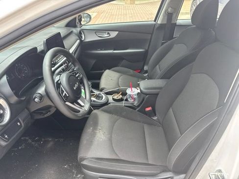 Used 2024 Kia Forte LXS FWD image 4