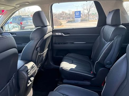 Used 2023 Hyundai Palisade Limited AWD/4WD image 21