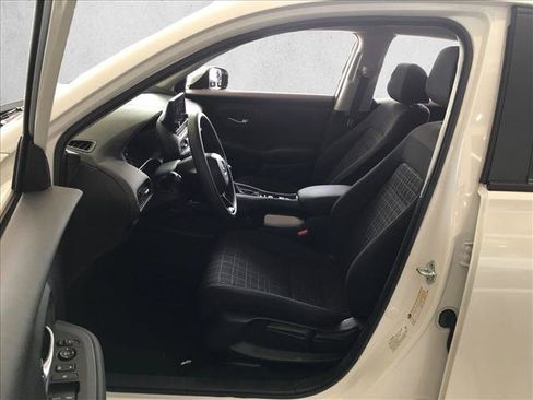 Used 2023 Honda HR-V LX image 13