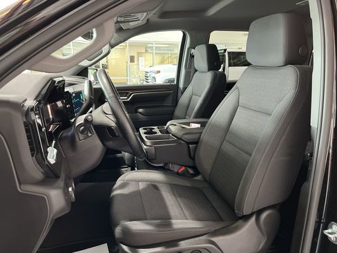 Used 2023 Chevrolet Silverado 1500 LT AWD/4WD image 11
