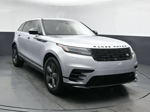 Used 2025 Land Rover Range Rover Velar Dynamic SE AWD/4WD image 2