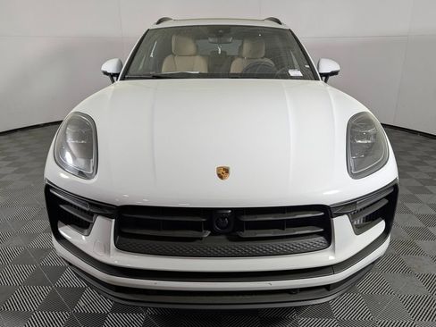 New 2026 Porsche Macan image 10