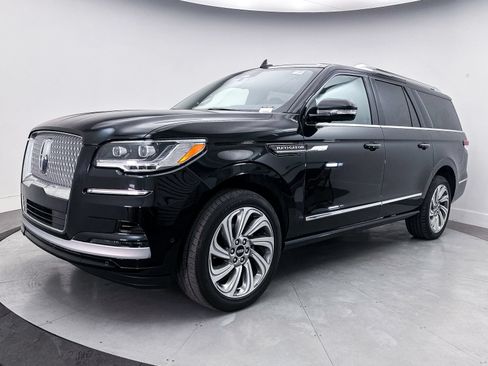 Used 2022 Lincoln Navigator L Reserve AWD/4WD image 14